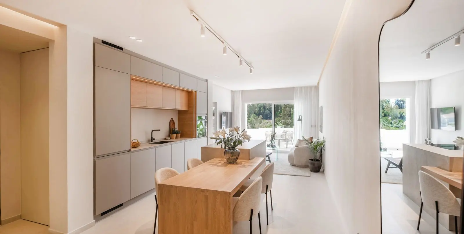 Sale of middle floor apartment in La Quinta 2