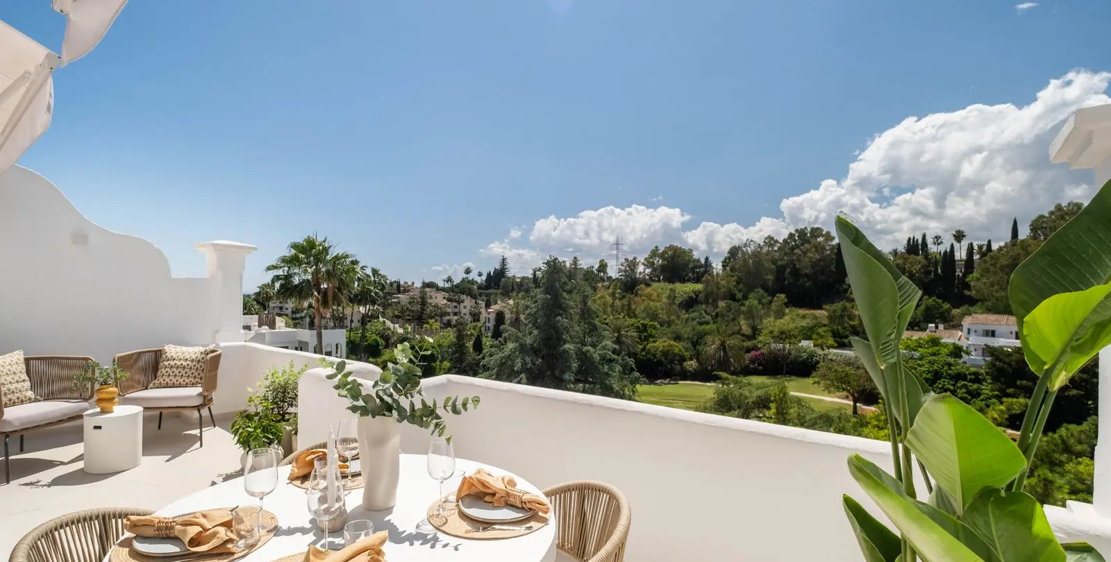 Sale of middle floor apartment in La Quinta 4