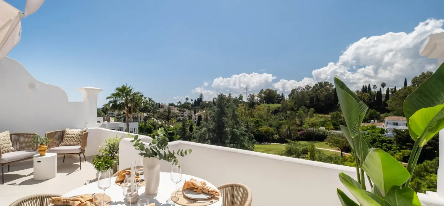 Sale of middle floor apartment in La Quinta 3