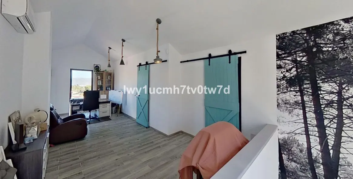 Продажа  отдельно стоящей виллы в Alhaurín de la Torre 9