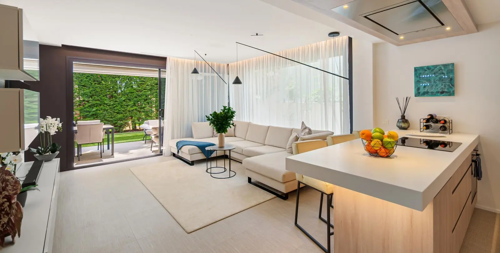 Sale of ground floor apartment in Marbesa 4