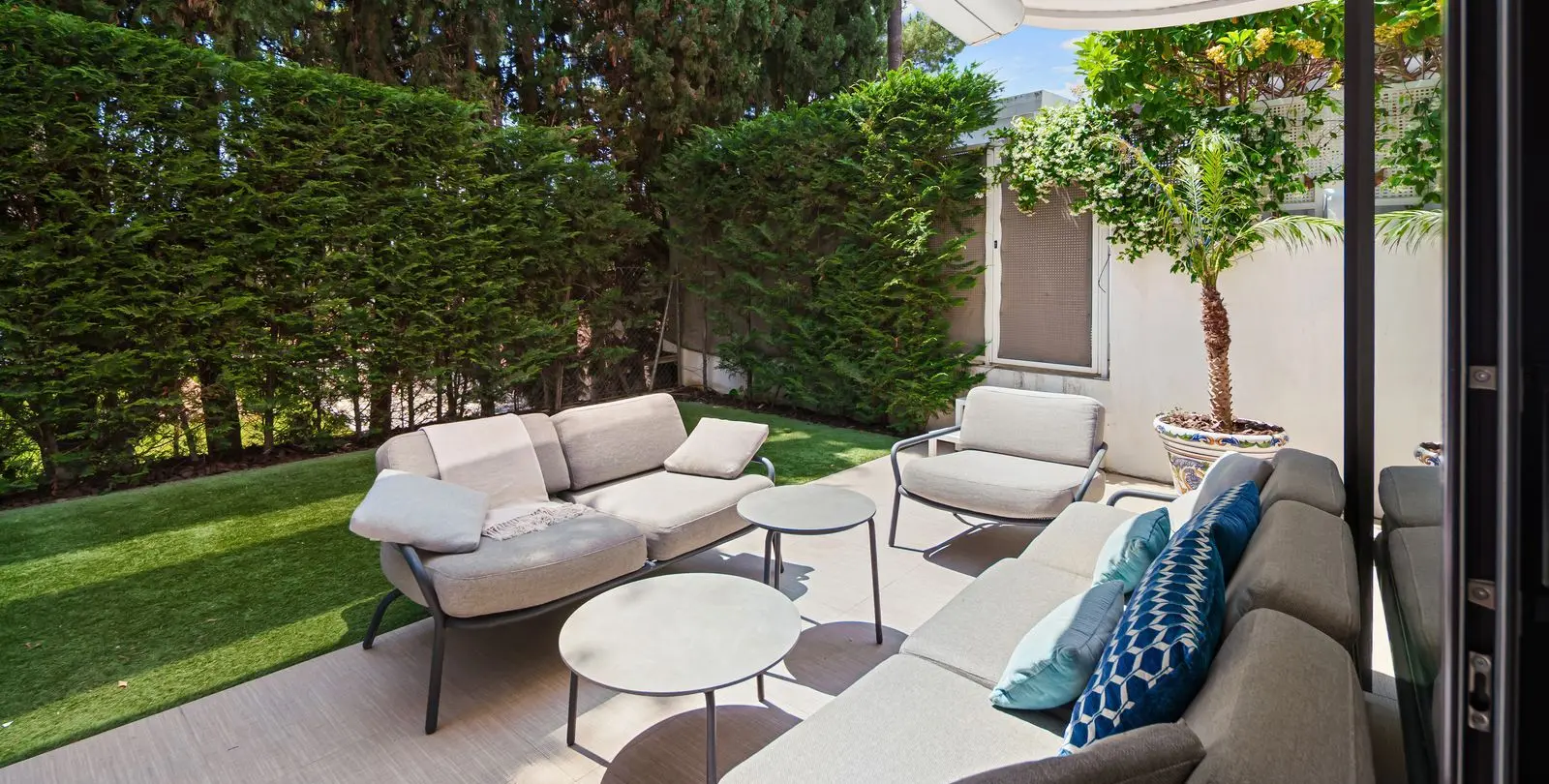 Sale of ground floor apartment in Marbesa 14