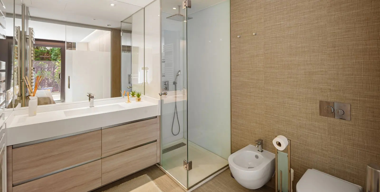 Sale of ground floor apartment in Marbesa 23