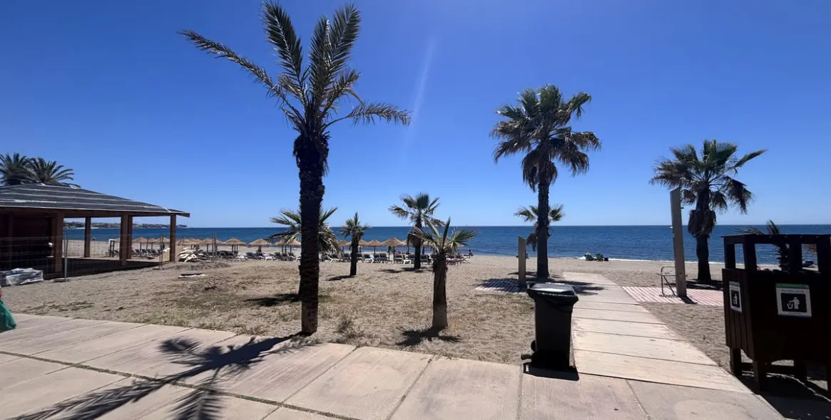 Продажа апартаментов на первом этаже в Mijas Costa 3