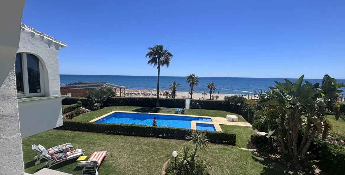 Продажа апартаментов на первом этаже в Mijas Costa 23