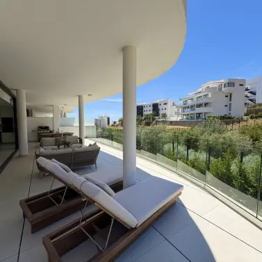 Продажа апартаментов на первом этаже в Fuengirola