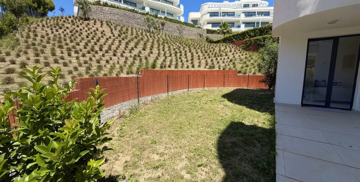 Продажа апартаментов на первом этаже в Fuengirola 10