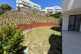 Image 10 thumb