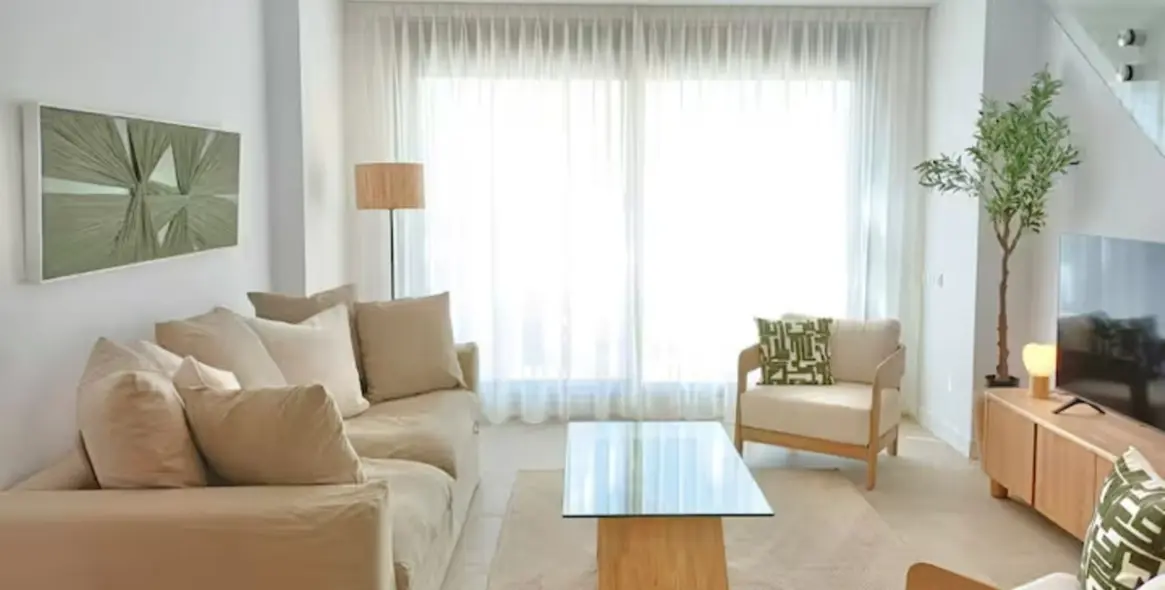 Продажа двухуровневого пентхауса в Estepona 4