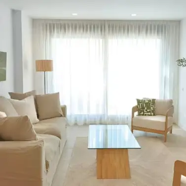 Продажа двухуровневого пентхауса в Estepona