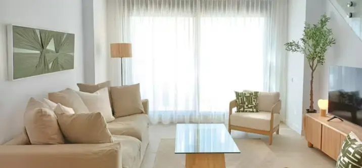Продажа двухуровневого пентхауса в Estepona 3