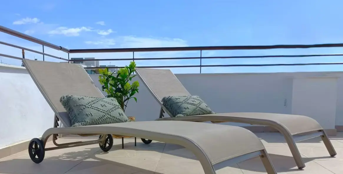 Продажа двухуровневого пентхауса в Estepona 17