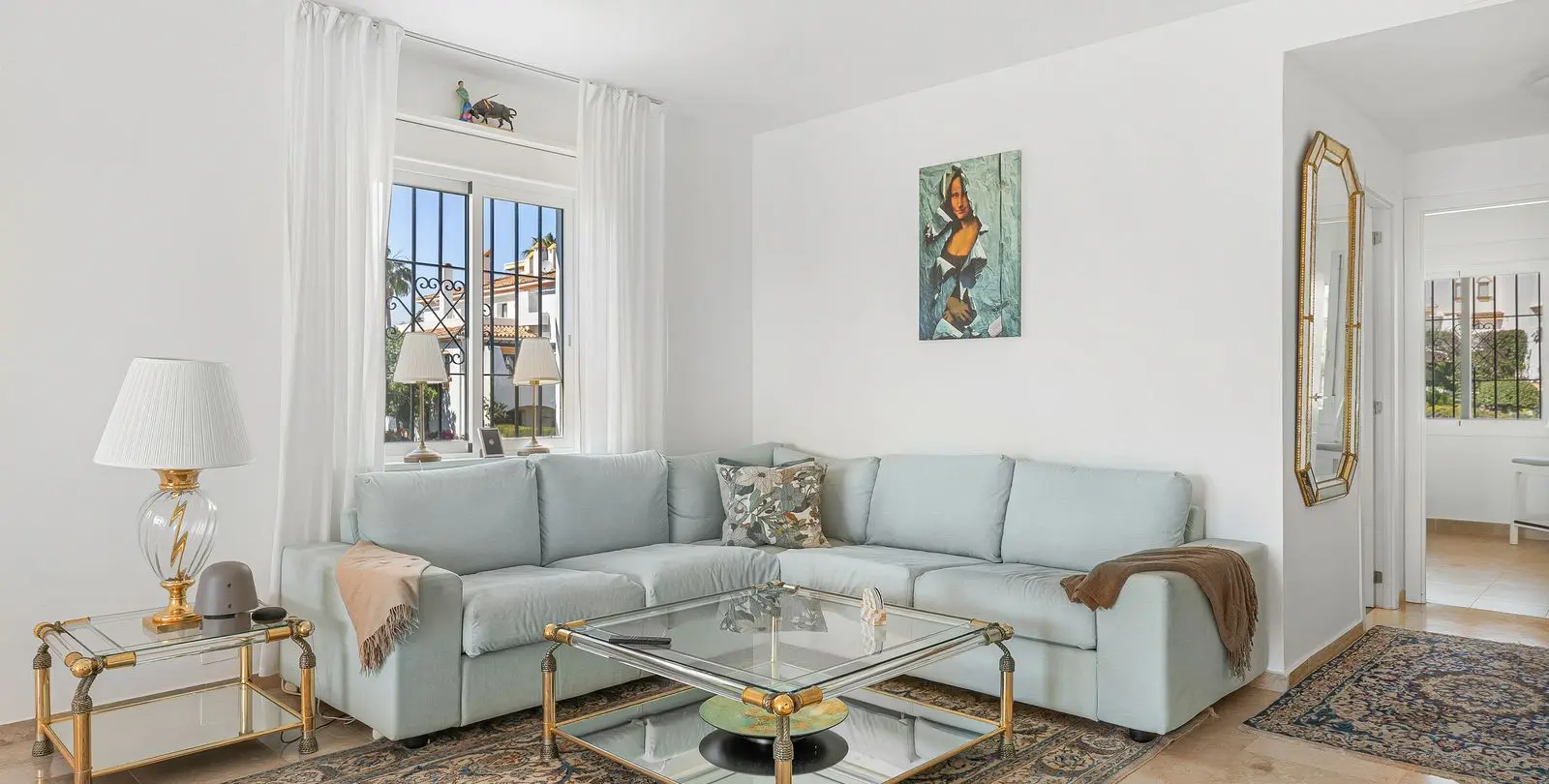Venta de apartamento en planta media en Nueva Andalucía 9