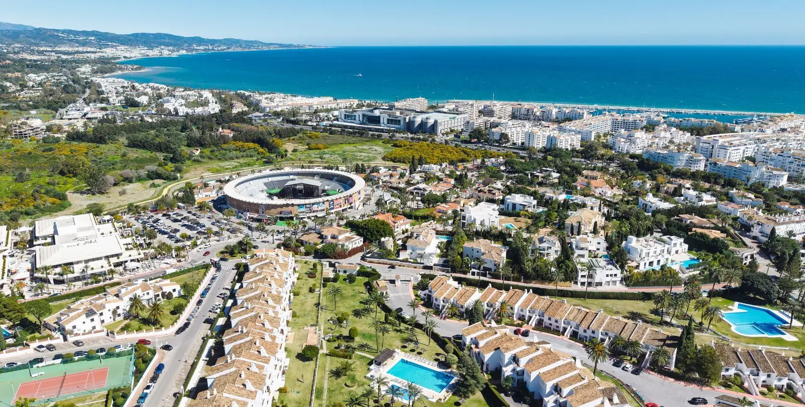 Venta de apartamento en planta media en Nueva Andalucía 29