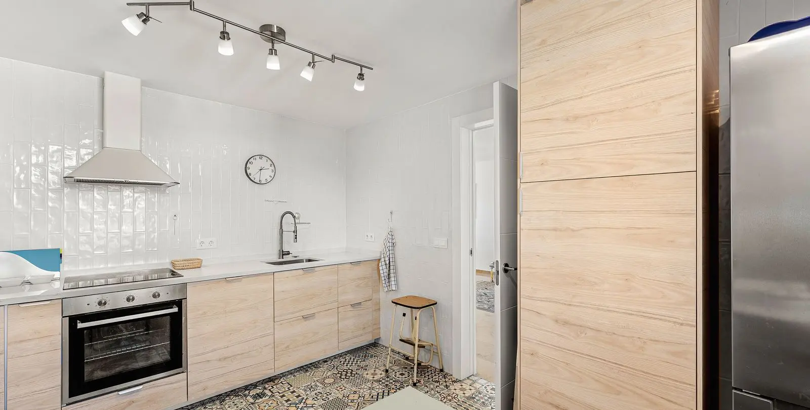 Sale of middle floor apartment in Nueva Andalucía 4