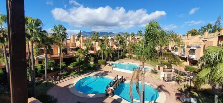 Продажа таунхауса в Bahía de Marbella 0