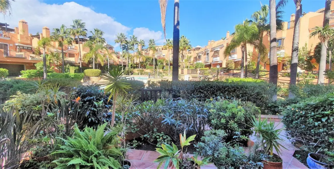 Продажа таунхауса в Bahía de Marbella 2