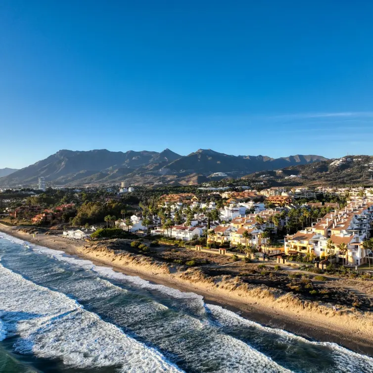 Venta de adosado en Bahía de Marbella