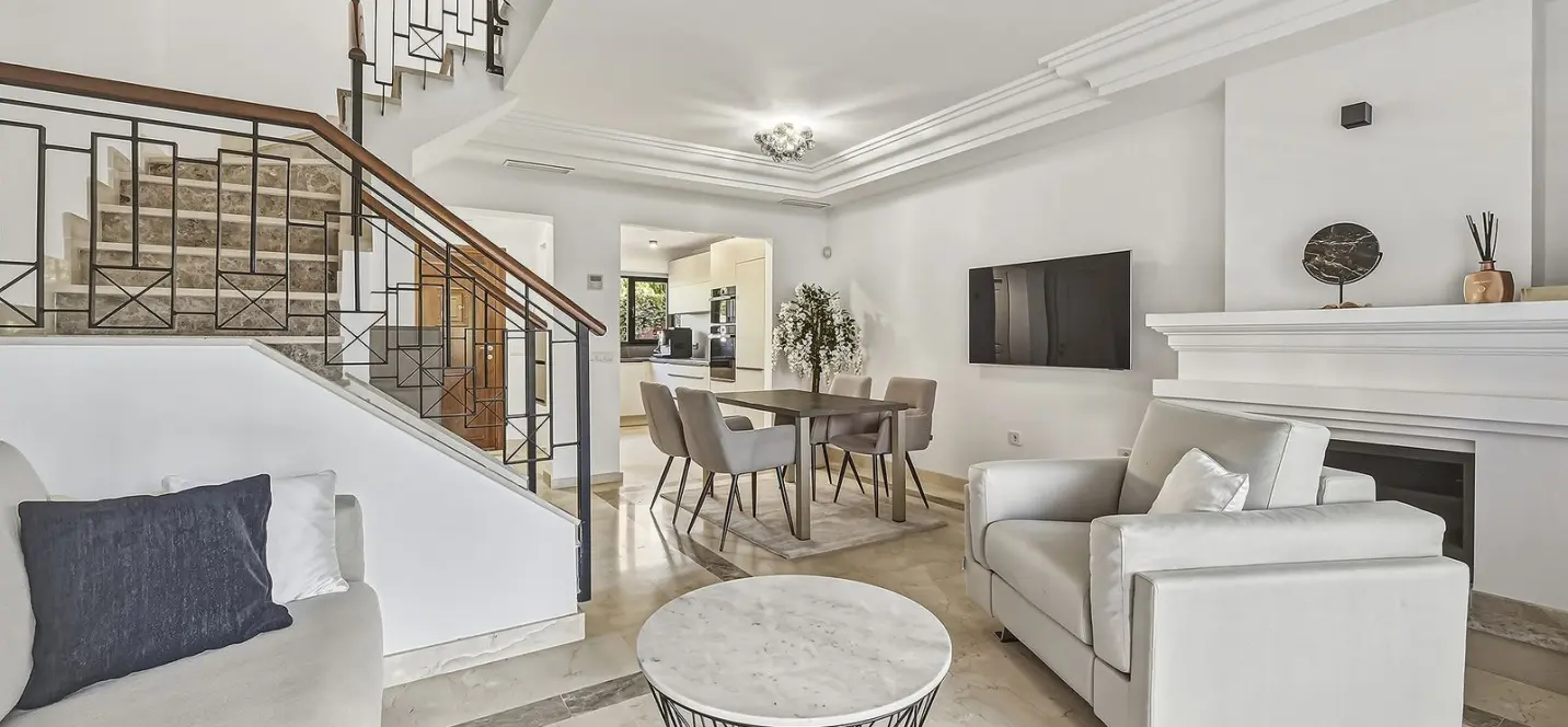 Venta de adosado en Bahía de Marbella 2