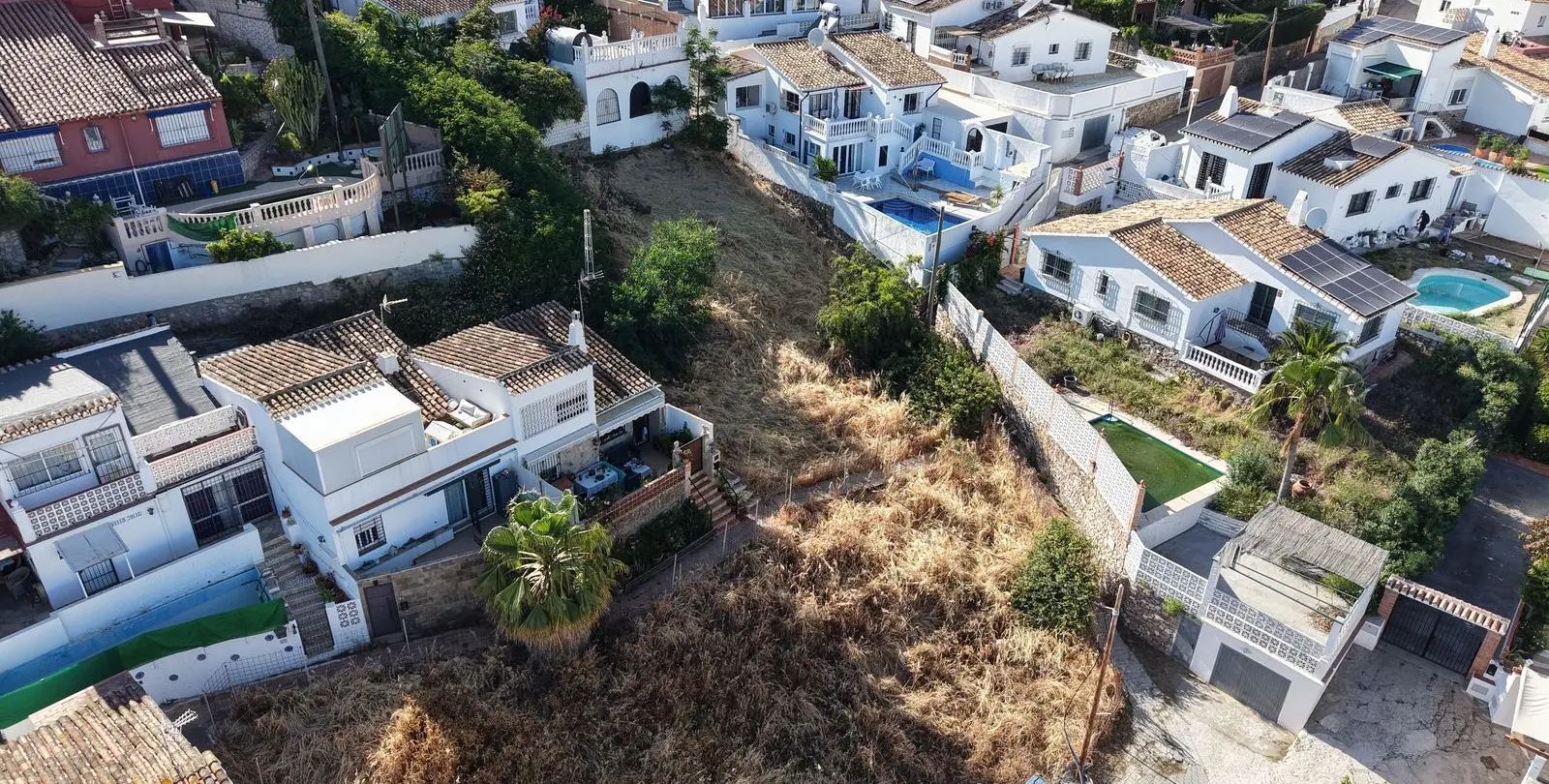 Продажа  жилого участка в Fuengirola 1