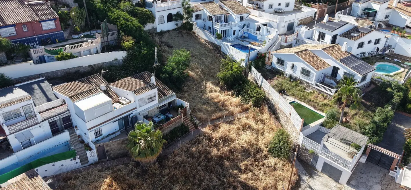Sale of residential plot in Fuengirola 0