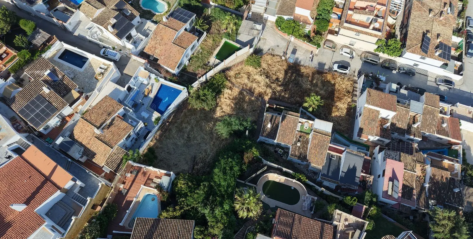 Продажа  жилого участка в Fuengirola 2