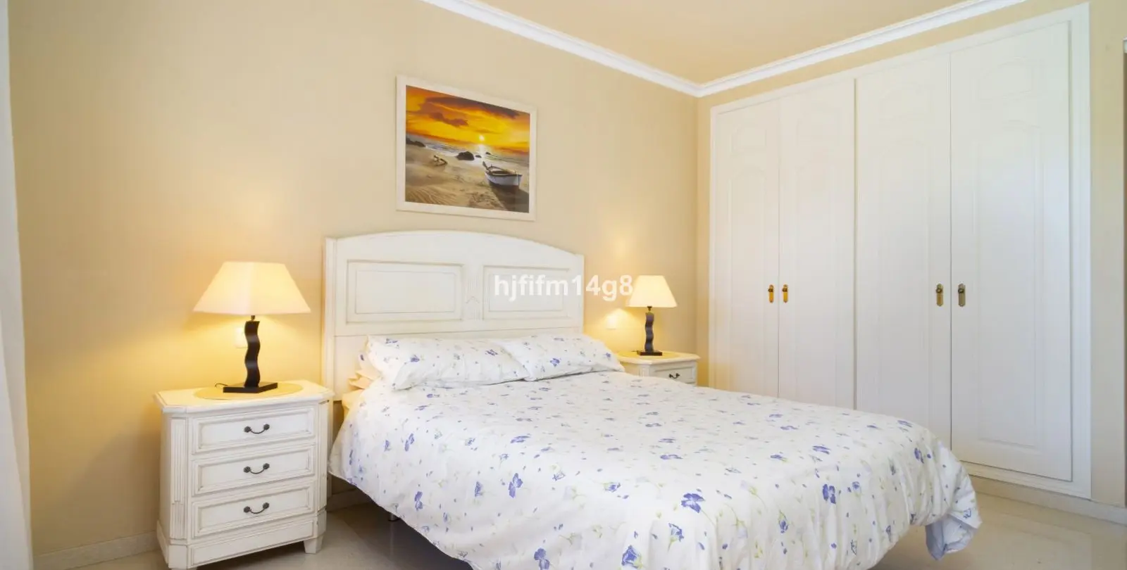 Продажа апартаментов на первом этаже в Puerto Banús 13