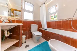Image 4 thumb