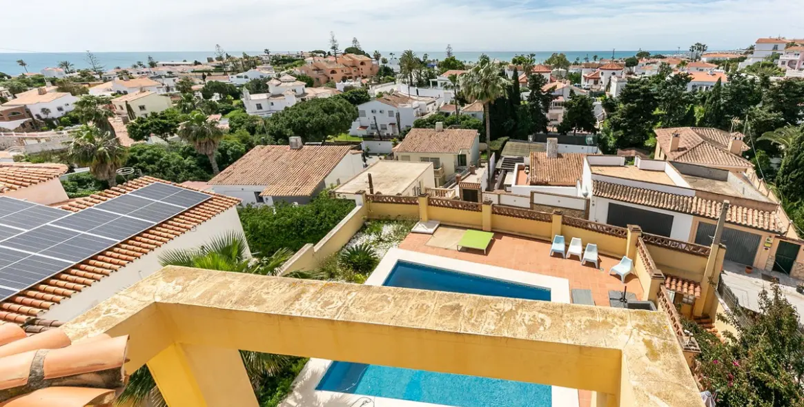 Sale of detached villa in Mijas 15