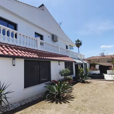 Sale of detached villa in Alhaurín de la Torre