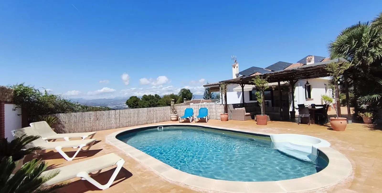 Venta de villa independiente en Alhaurín de la Torre 44