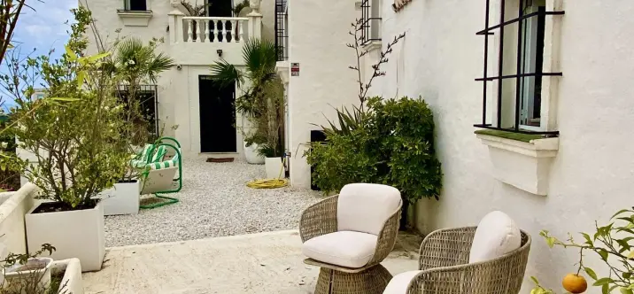 Sale of detached villa in El Padron 2