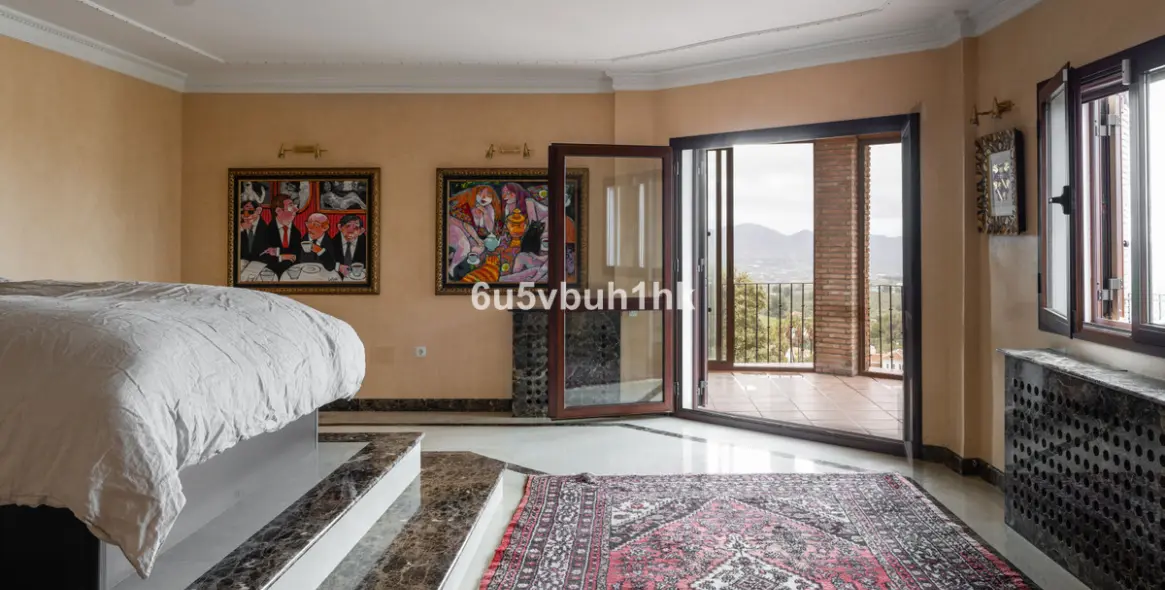 Sale of detached villa in Alhaurin el Grande 26