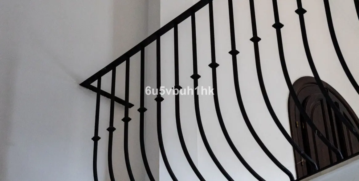 Sale of detached villa in Alhaurin el Grande 46