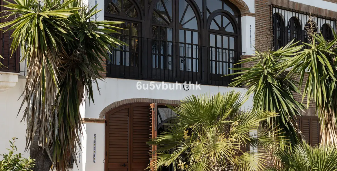 Sale of detached villa in Alhaurin el Grande 74