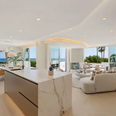 Venta de apartamento en planta baja en New Golden Mile