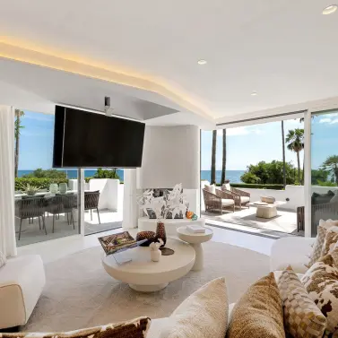 Venta de apartamento en planta baja en New Golden Mile