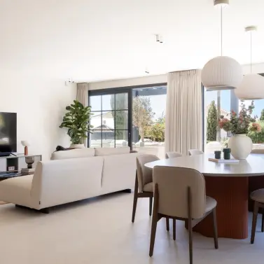 Sale of detached villa in Benahavís