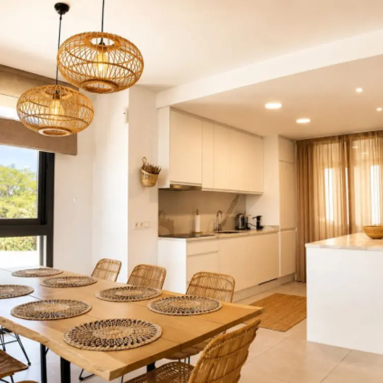 Long-term rent of middle floor apartment in Estepona