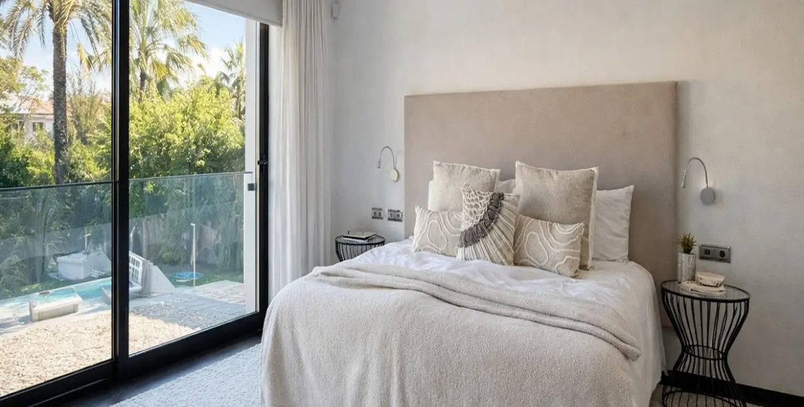 Short-term rent of detached villa in Marbella 8