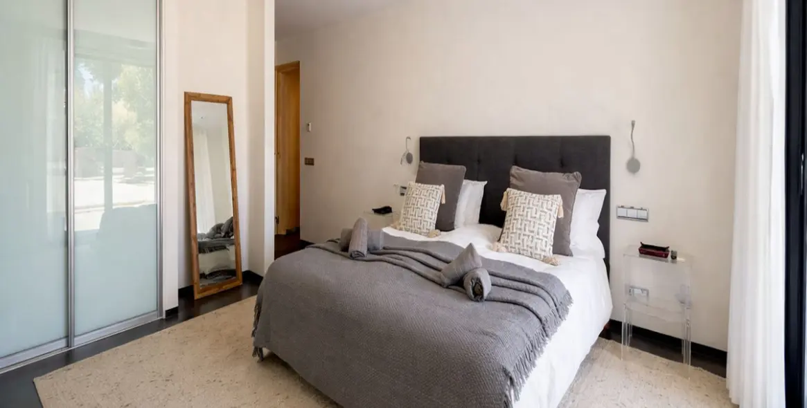 Short-term rent of detached villa in Marbella 11