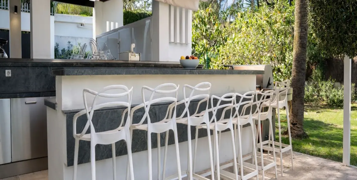 Short-term rent of detached villa in Marbella 18