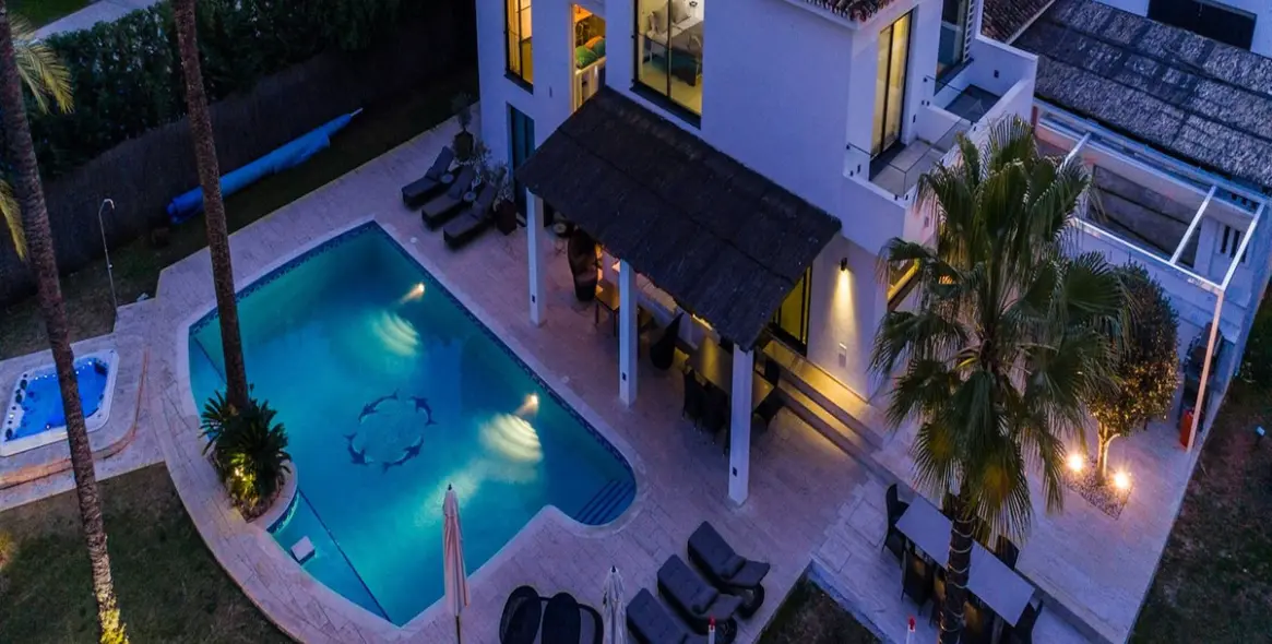 Short-term rent of detached villa in Marbella 23