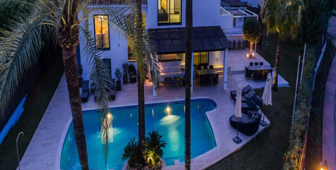 Short-term rent of detached villa in Marbella 24