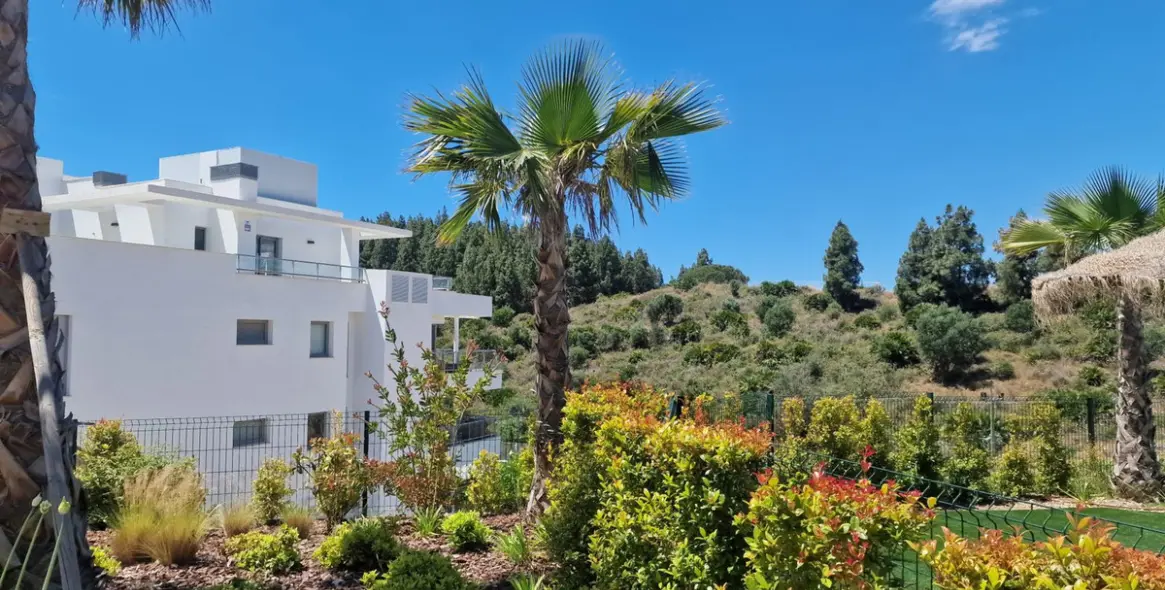 Долгосрочная аренда апартаментов на среднем этаже в Mijas 66