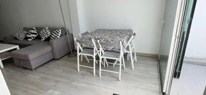 Alquiler a largo plazo de apartamento en planta baja en Estepona 4