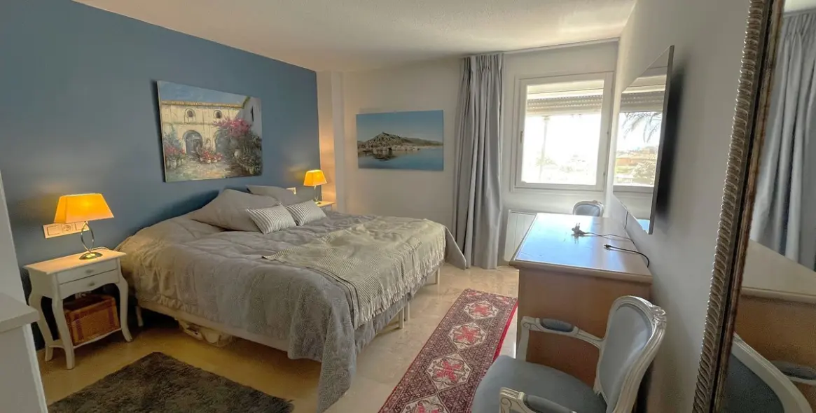 Long-term rent of middle floor apartment in Estepona 9
