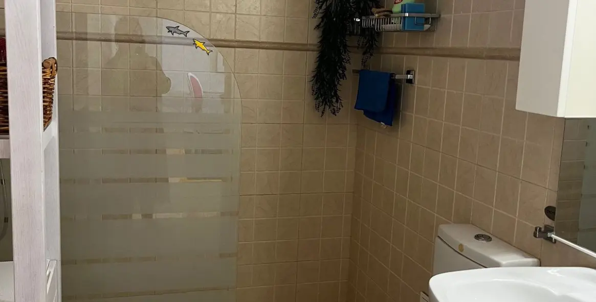 Long-term rent of middle floor apartment in Estepona 13