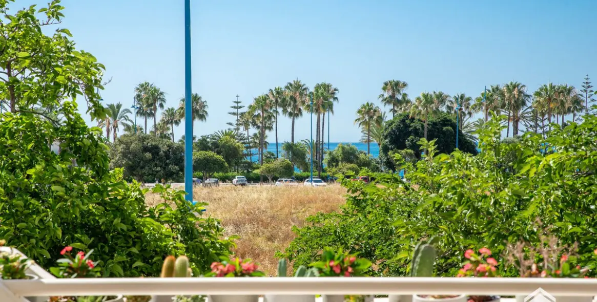 Долгосрочная аренда апартаментов на среднем этаже в San Pedro de Alcántara 26