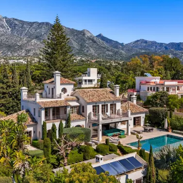 Short-term rent of detached villa in The Golden Mile